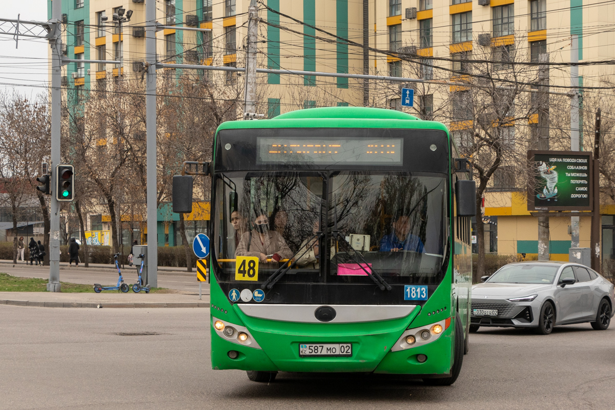 Алматы, Yutong ZK6118HGA № 1813