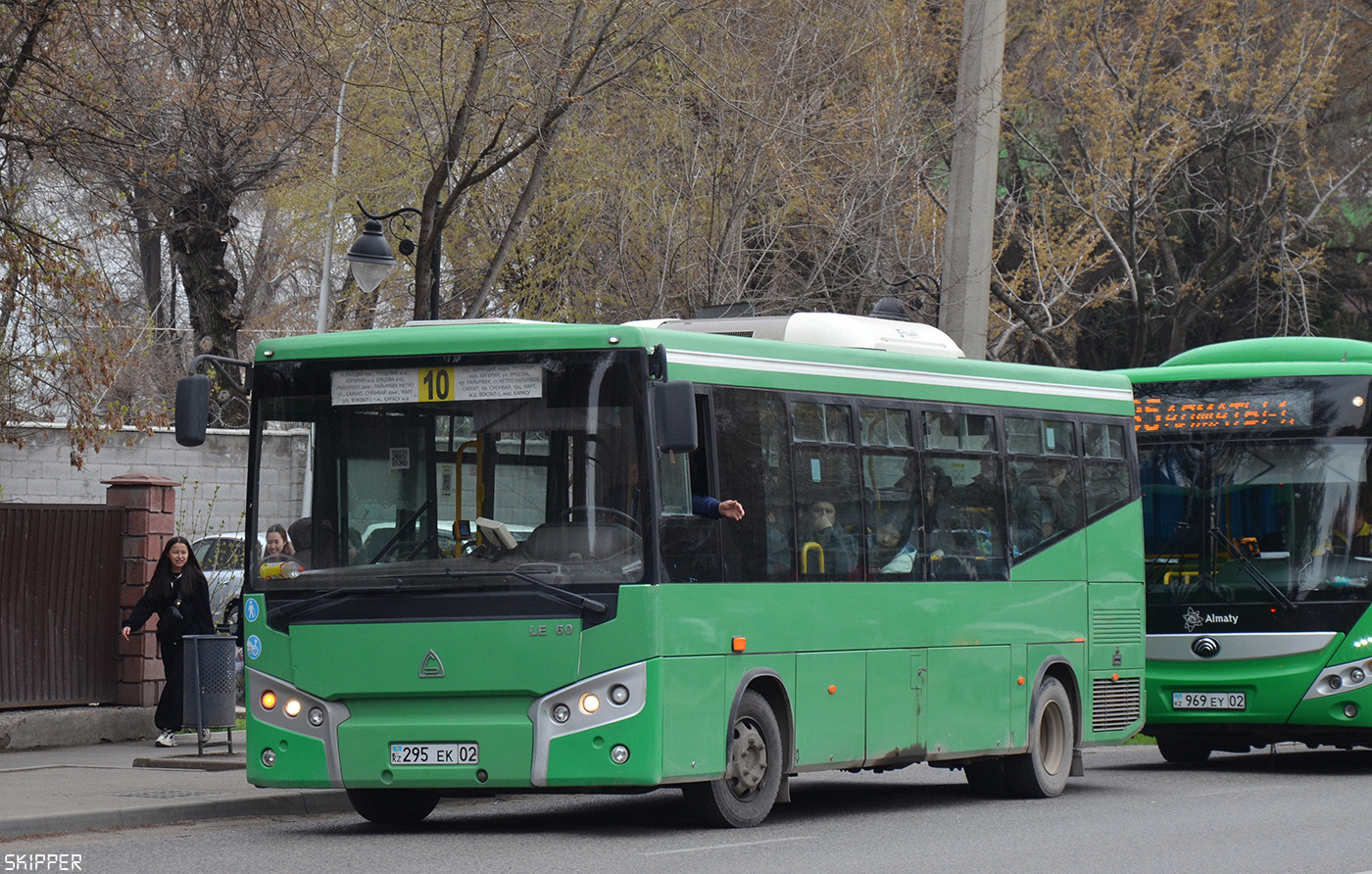Алматы, SAZ LE60 № 295 EK 02