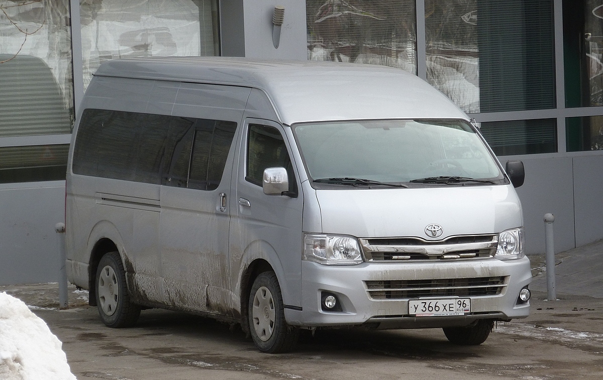 Свердловская область, Toyota HiAce KDH223L № У 366 ХЕ 96