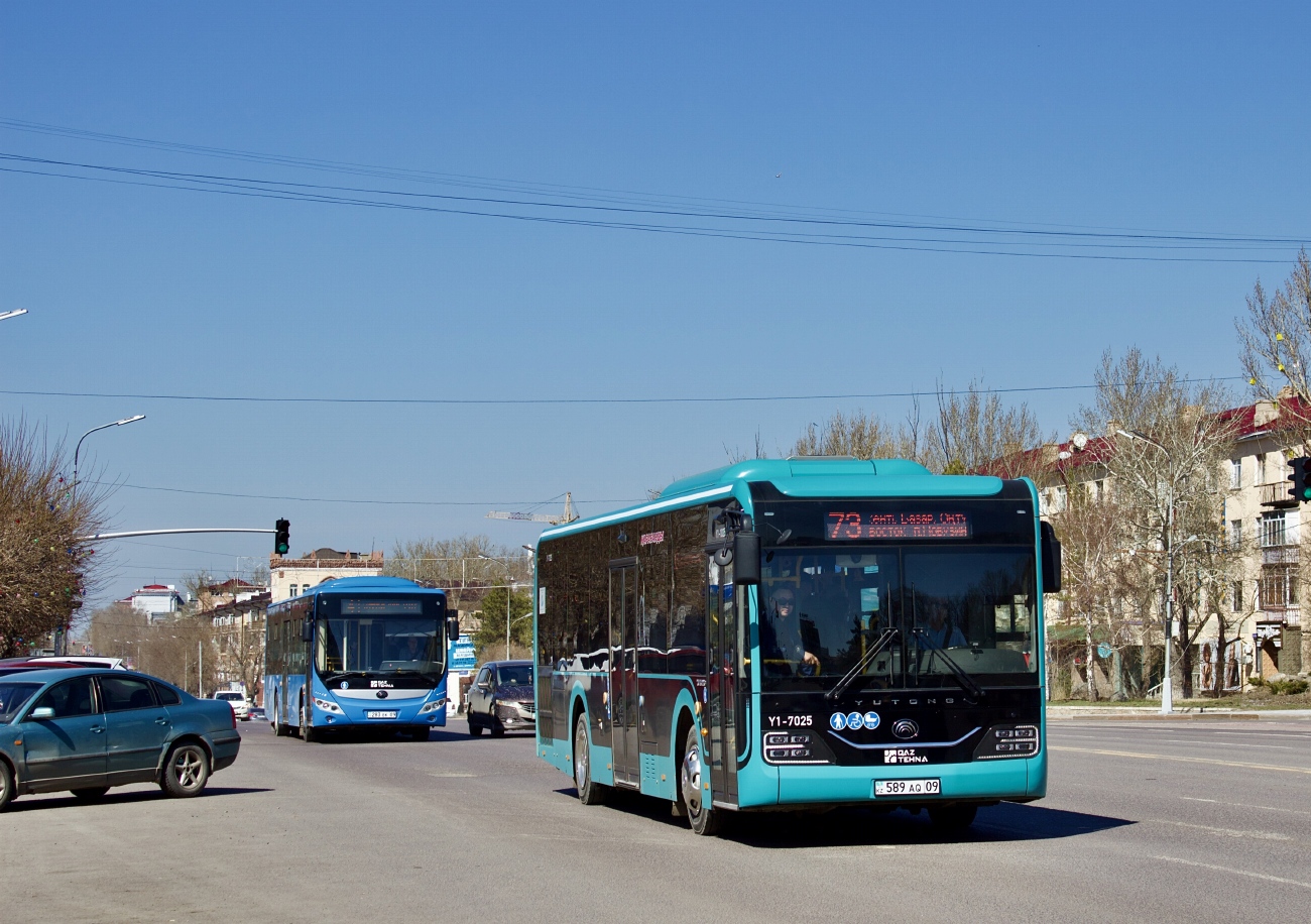 Карагандинская область, Yutong ZK6116HG (QazTehna) № Y1-7025