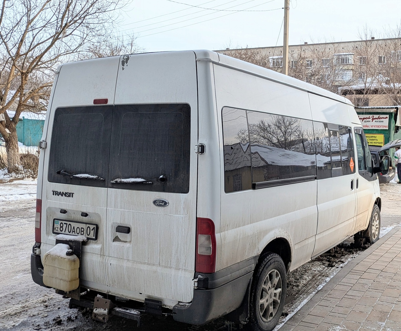 Астана, Ford Transit 115T350 № 870 AOB 01