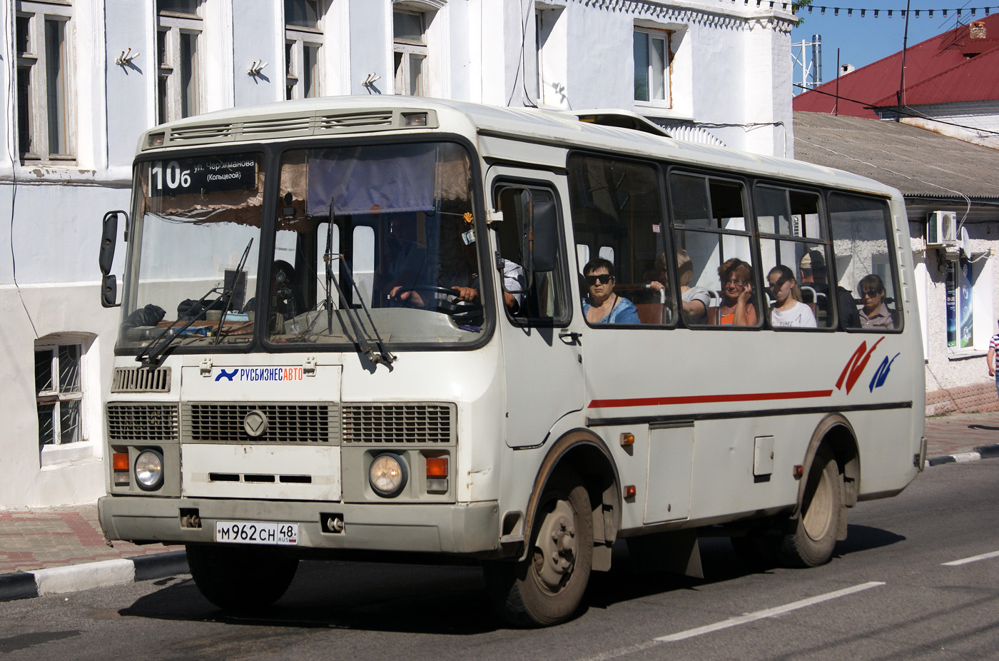 Липецкая область, ПАЗ-32054-110-07 № М 962 СН 48