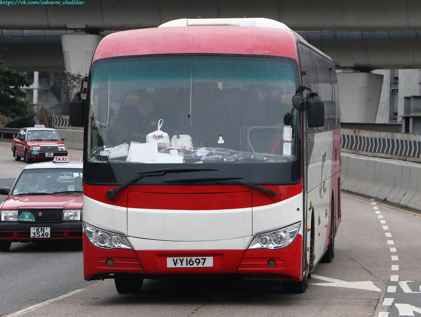 Гонконг, Sunlong SLK6112LYA № VY 1697