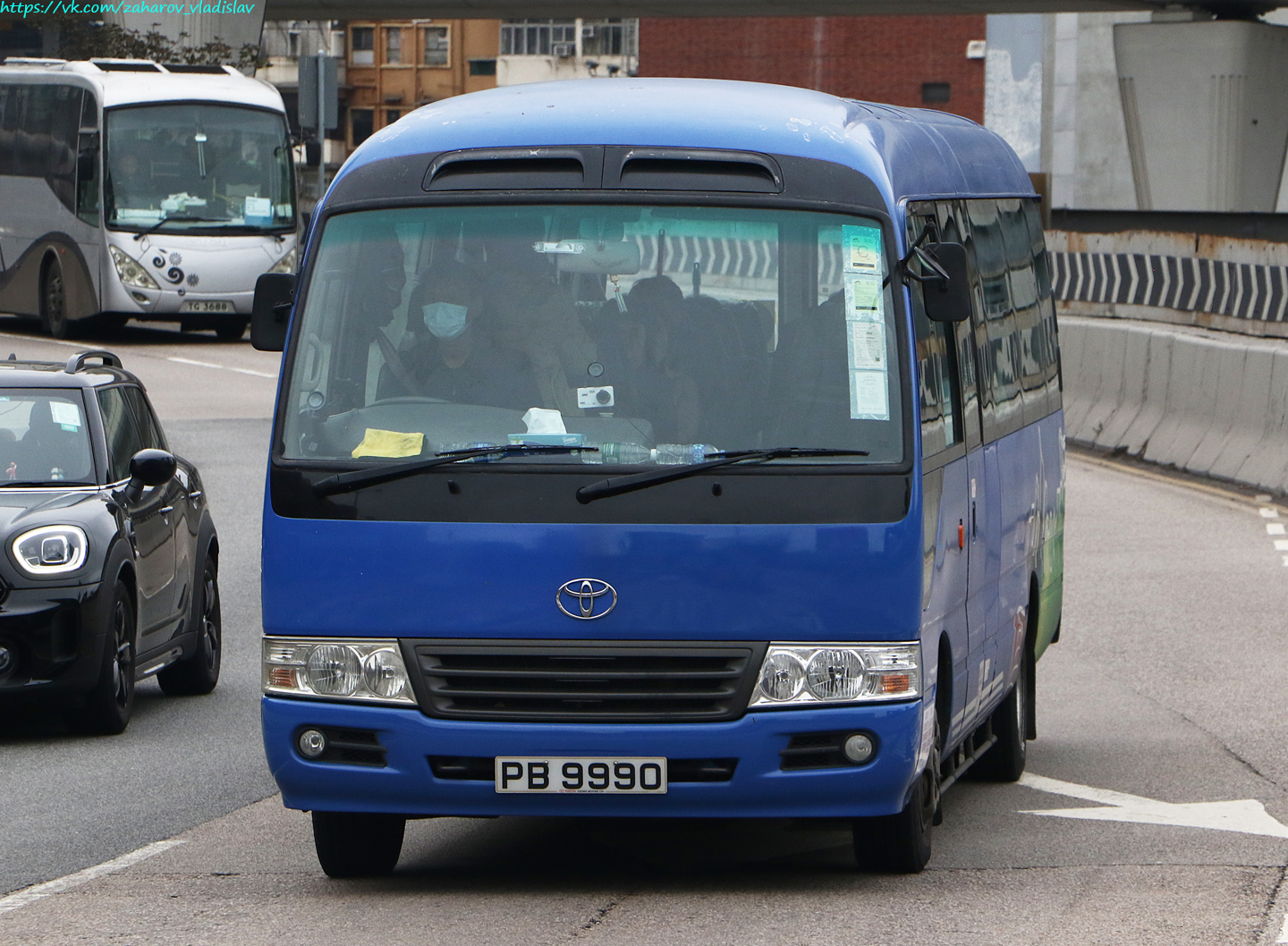 Гонконг, Toyota Coaster XZB59R № PB 9990