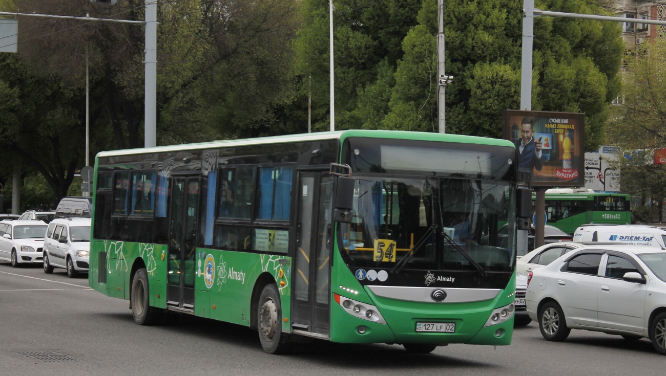 Алматы, Yutong ZK6118HGA № 127 LF 02