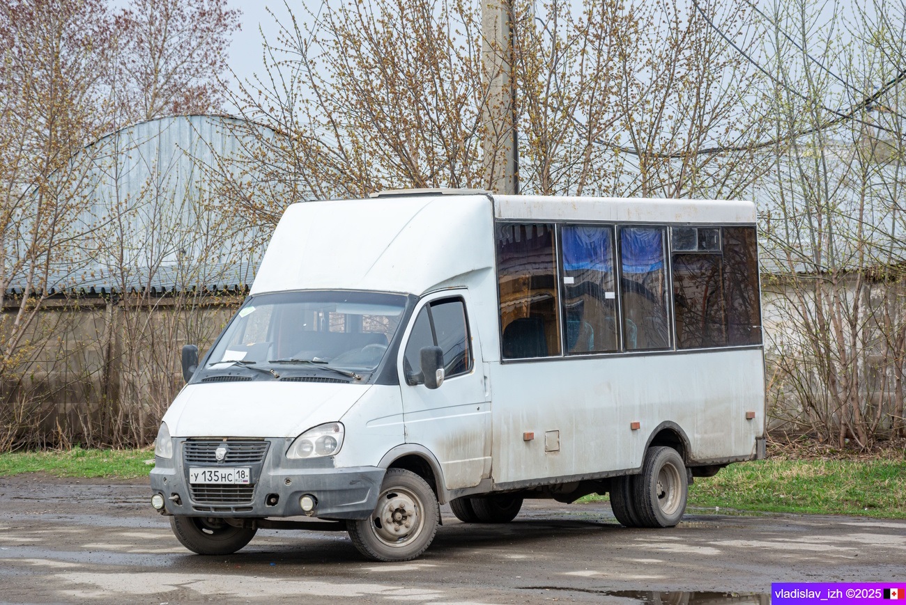Удмуртия, Тула-2221 № У 135 НС 18