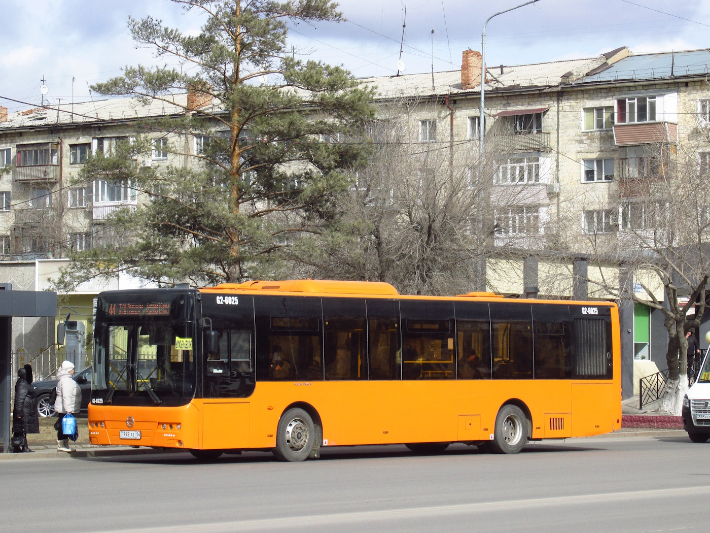 Павлодарская область, Golden Dragon XML6125CR (Hyundai Trans Auto) № G2-6025 Павлодарская область, Golden Dragon XML6125CR (Hyundai Trans Auto) № G2-6025