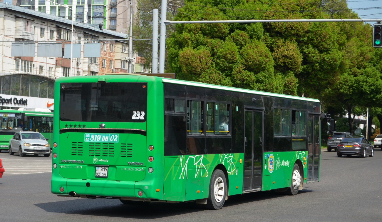 Алматы, Yutong ZK6118HGA (СарыаркаАвтоПром) № 819 DH 02