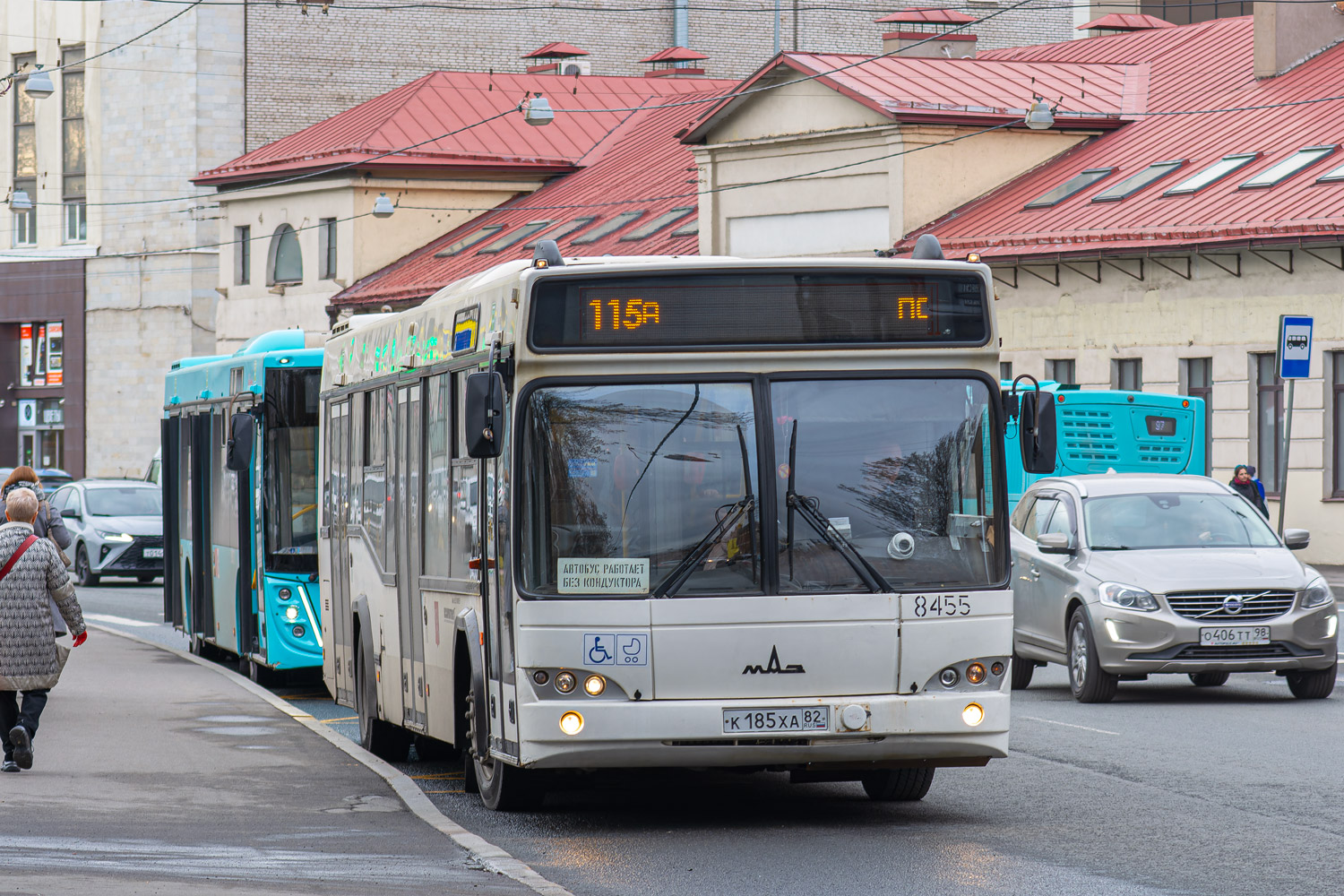 Sankt Petersburg, MAZ-103.486 Nr. 8455