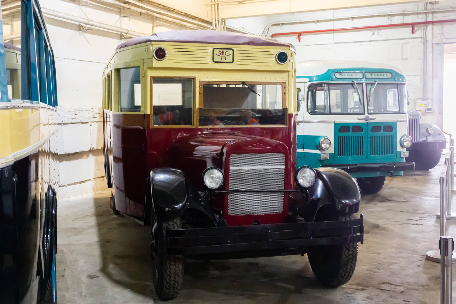 Москва, ЗиС-8 № 016