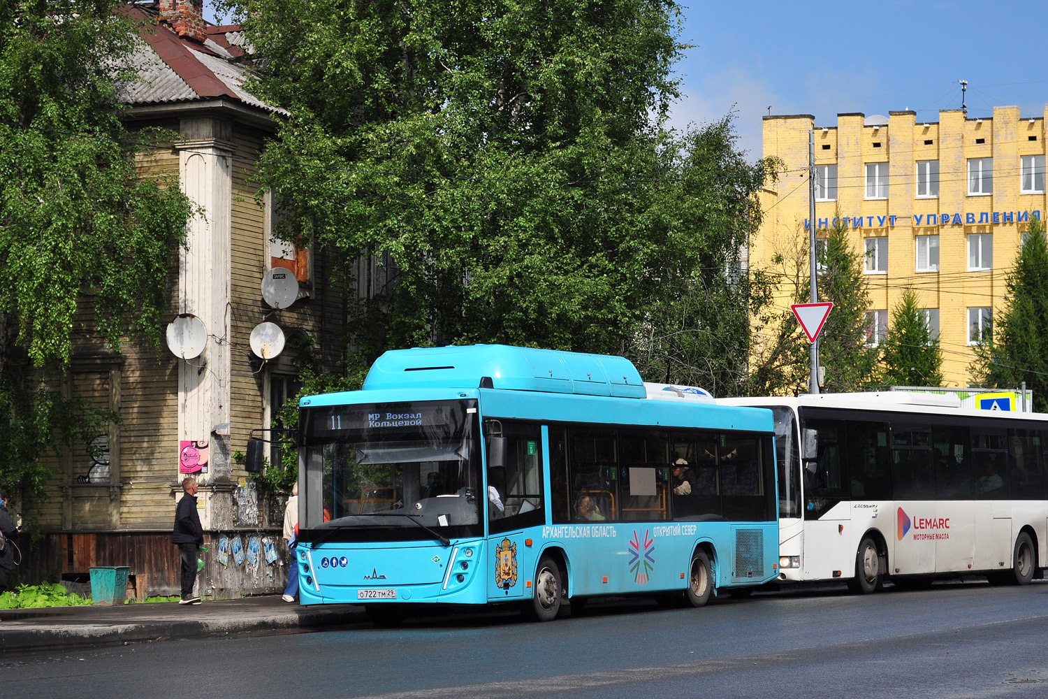 Архангельская область, МАЗ-206.948 № О 722 ТМ 29