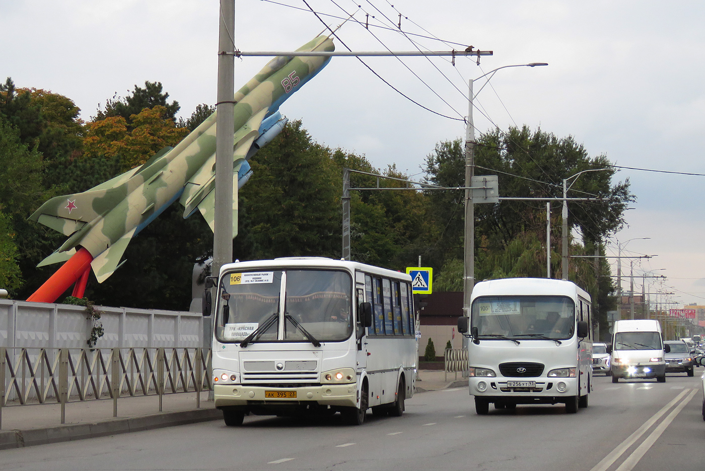 Краснодарский край, ПАЗ-320412-10 № АК 395 23; Краснодарский край, Hyundai County LWB C11 (ТагАЗ) № Е 256 УТ 93