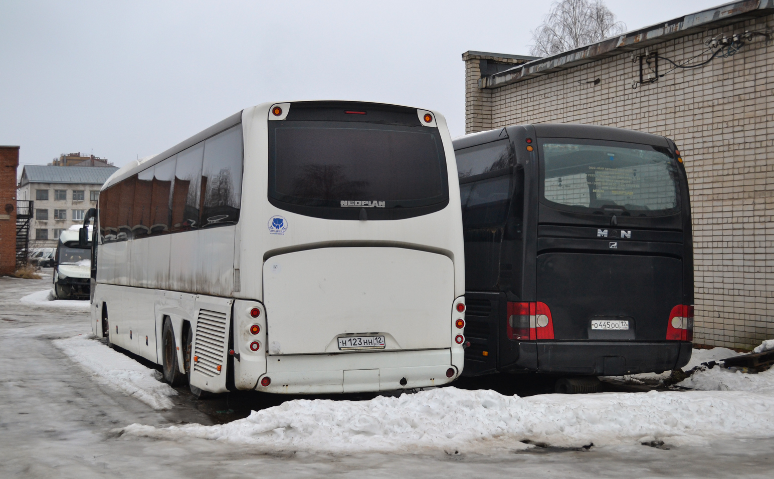 Марий Эл, Neoplan P22 N2216/3SHDL Tourliner L № Н 123 НН 12