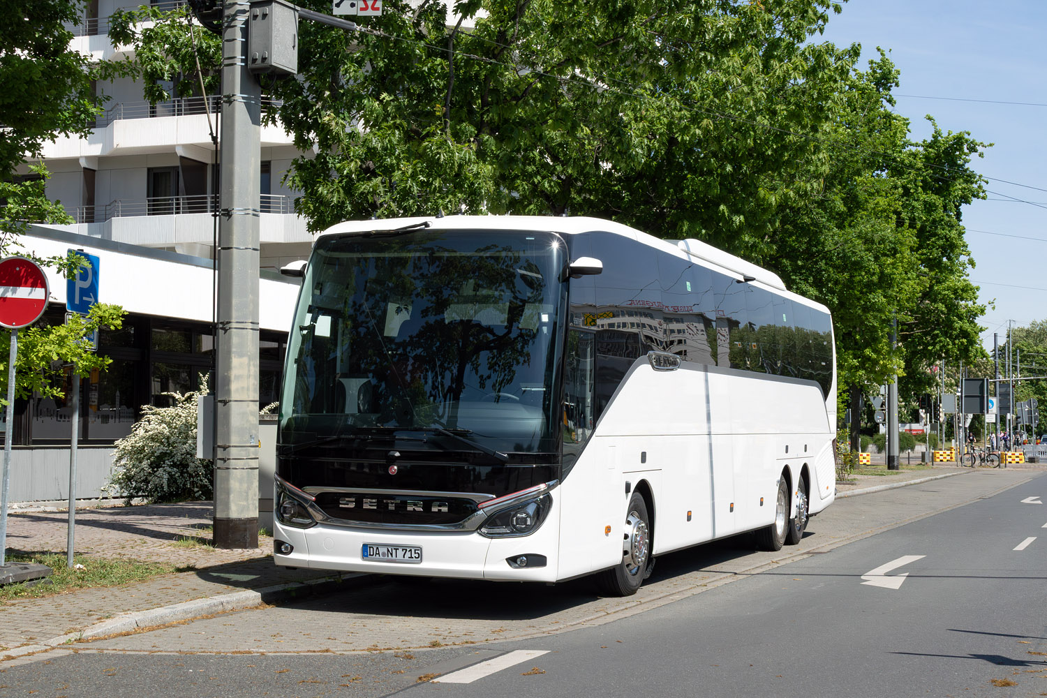 Гессен, Setra S517HD facelift № DA-NT 715