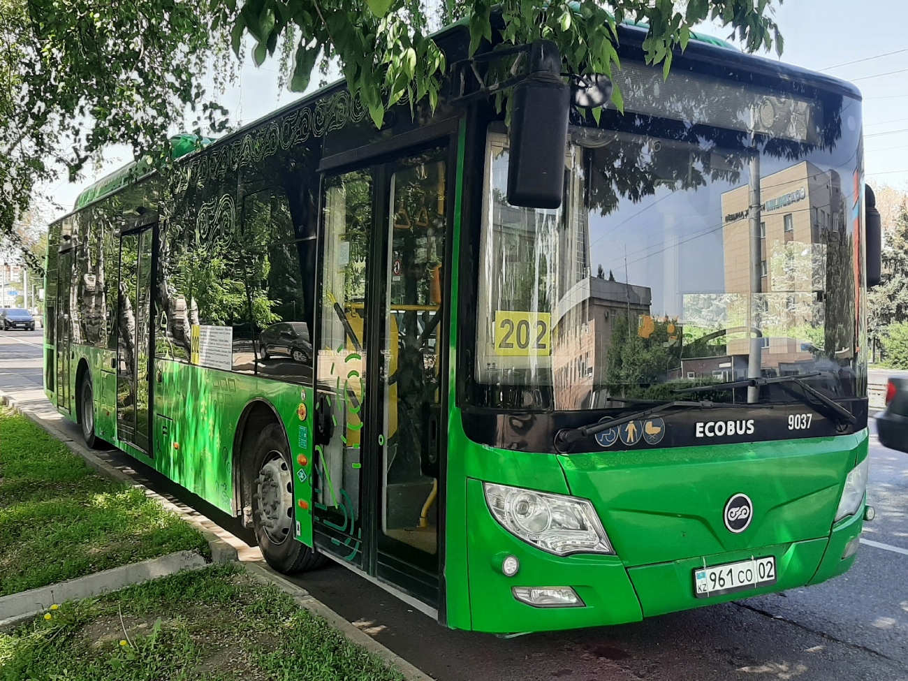 Алматы, Foton BJ6123C6CTD-A1 № 9037