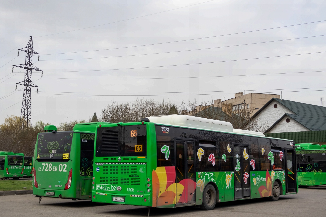 Алматы, Golden Dragon XML6125CN (Hyundai Trans Auto) № 3523