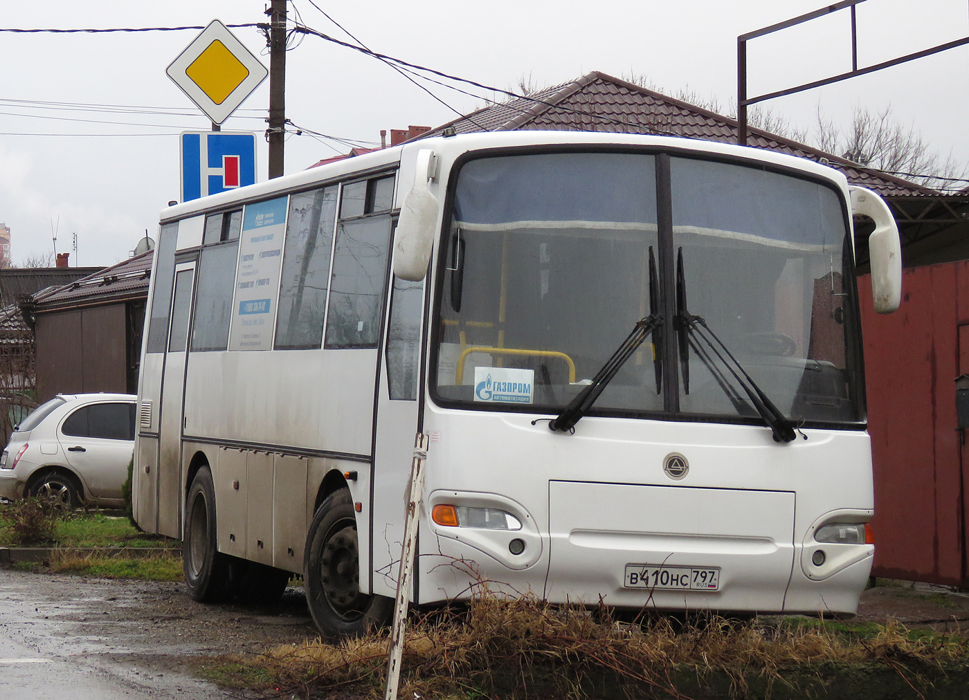 Москва, КАвЗ-4235-61 № В 410 НС 797