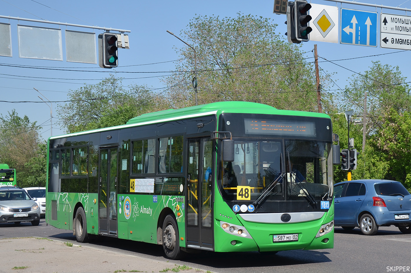 Алматы, Yutong ZK6118HGA № 1813