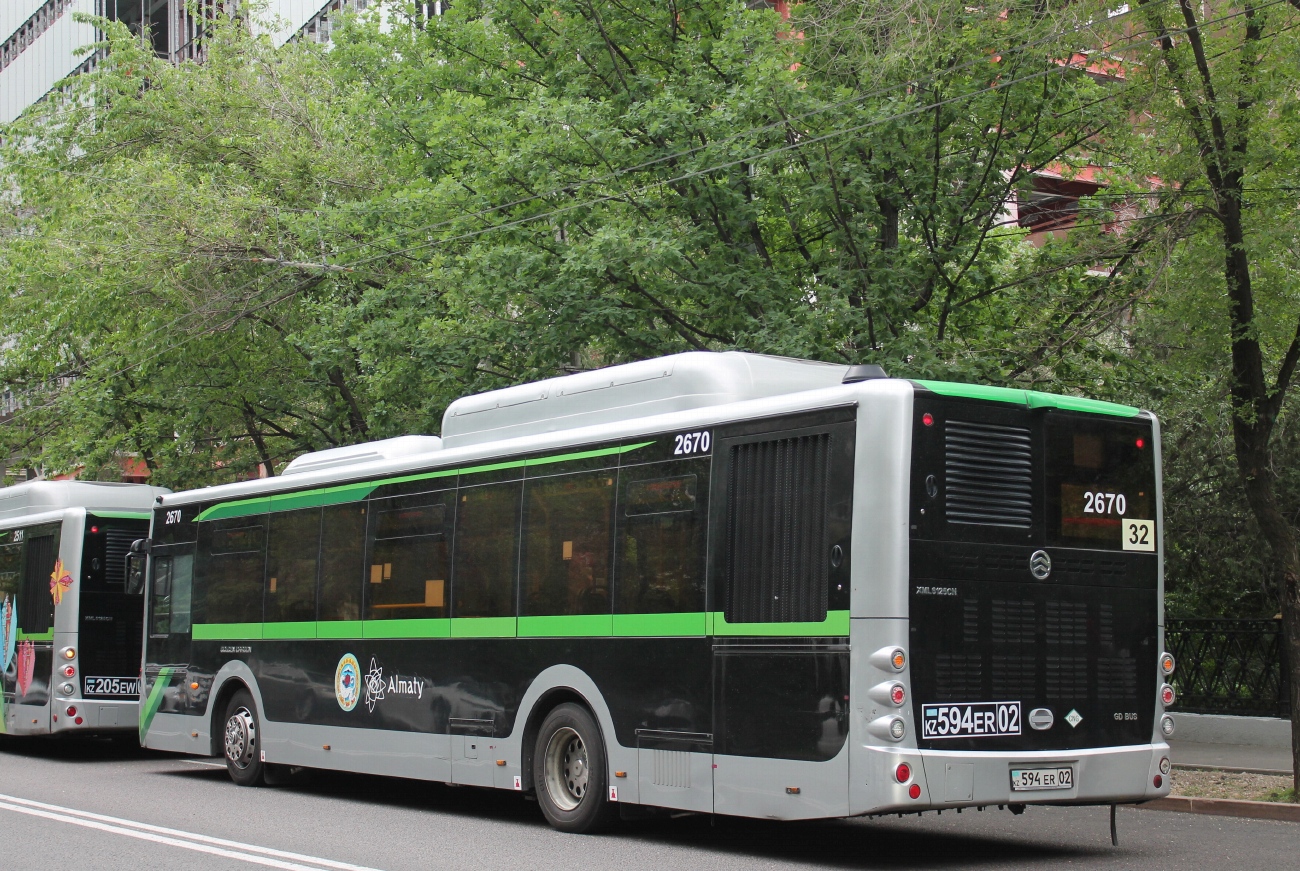 Алматы, Golden Dragon XML6125CN (Hyundai Trans Auto) № 2670