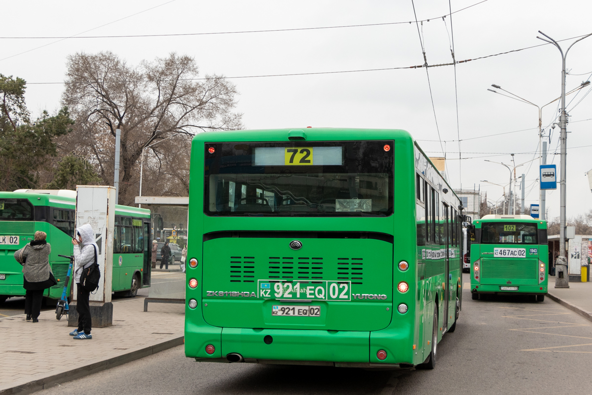 Алматы, Yutong ZK6118HGA (QazTehna) № 921 EQ 02; Алматы, SAZ LE60 № 1943
