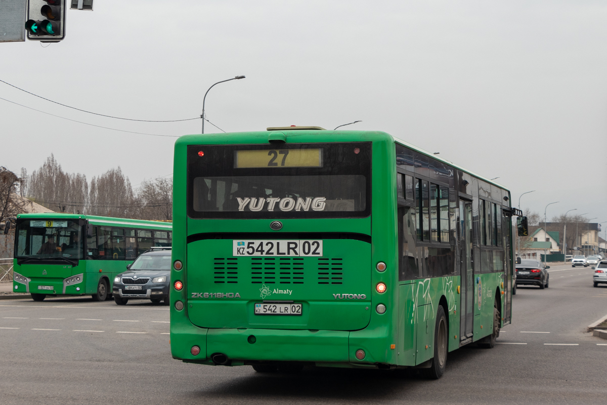 Алматы, Yutong ZK6118HGA № 542 LR 02