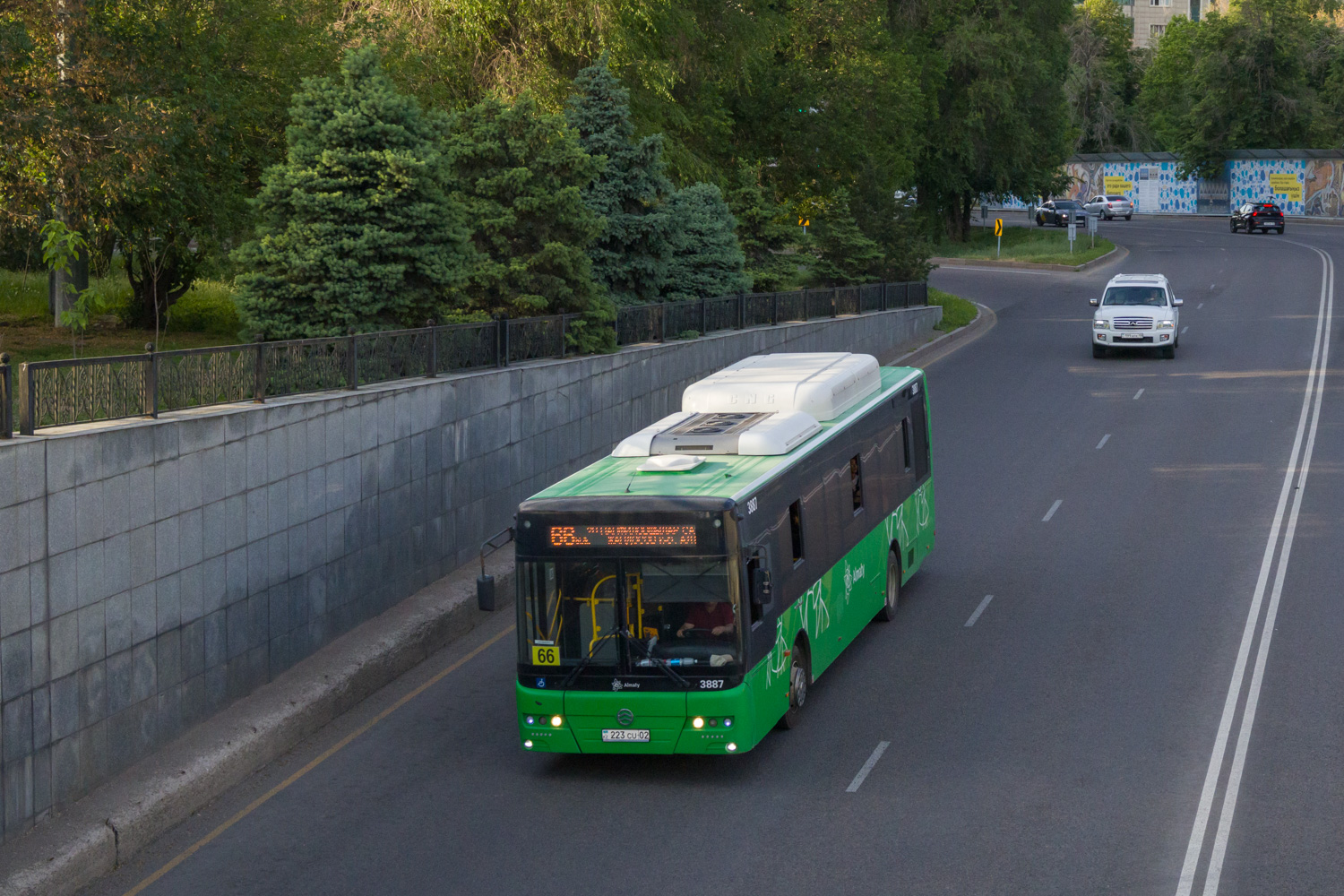 Алматы, Golden Dragon XML6125CN (Hyundai Trans Auto) № 3887