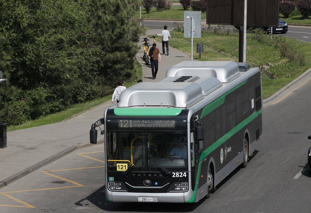 Алматы, Yutong ZK6126HG (QazTehna) № 2824