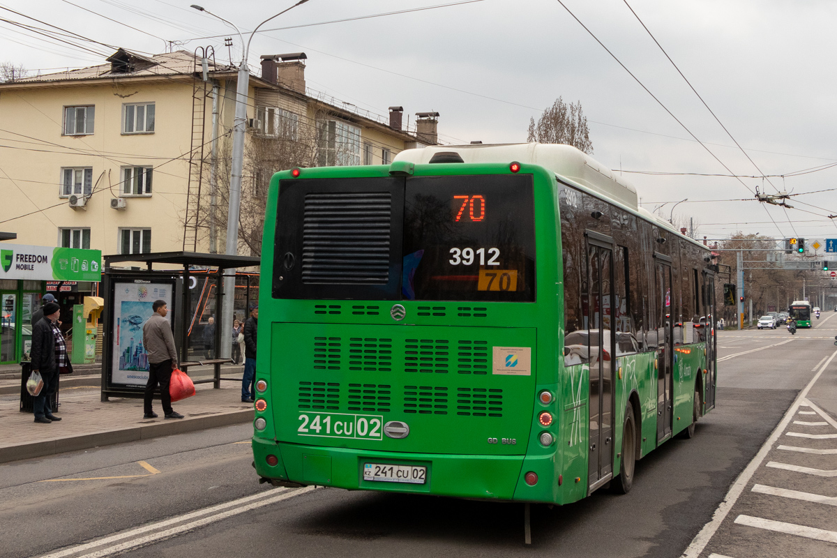 Алматы, Golden Dragon XML6125CN (Hyundai Trans Auto) № 3912