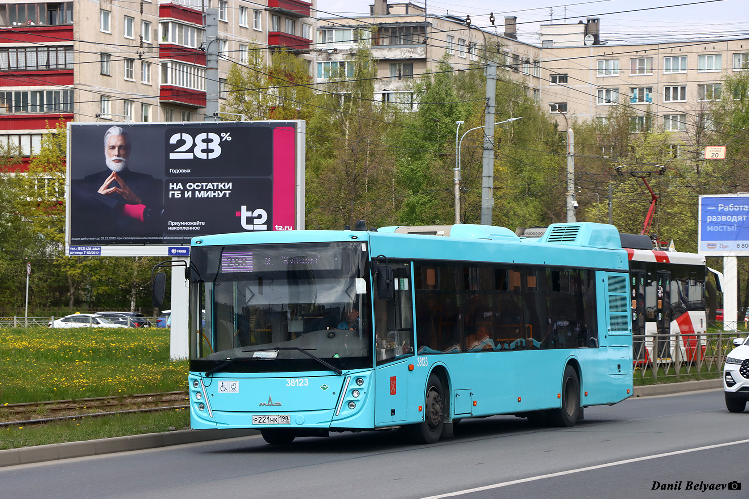 Санкт-Петербург, МАЗ-203.945 № 38123