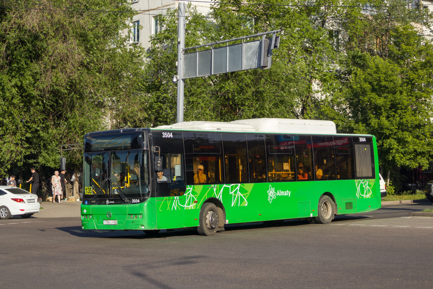 Almaty, Golden Dragon XML6125CN (Hyundai Trans Auto) # 3504