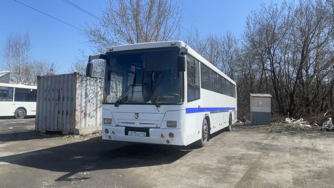 Кемеровская область - Кузбасс, НефАЗ-5299-17-33 № С 615 ОН 142