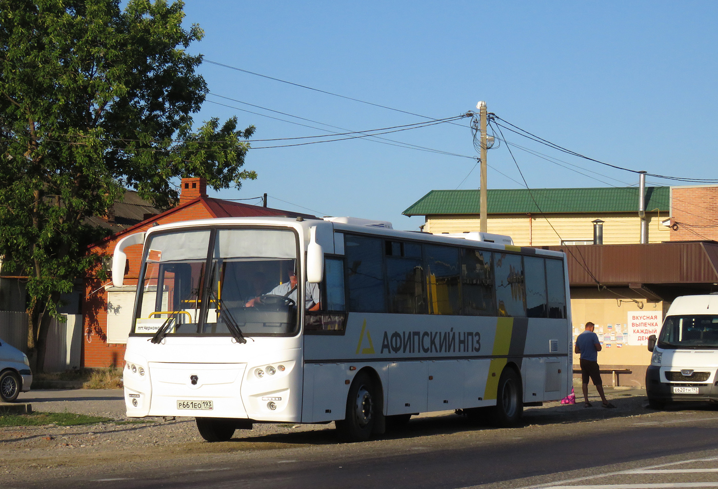 Краснодарский край, КАвЗ-4238-62 № Р 661 ЕО 193