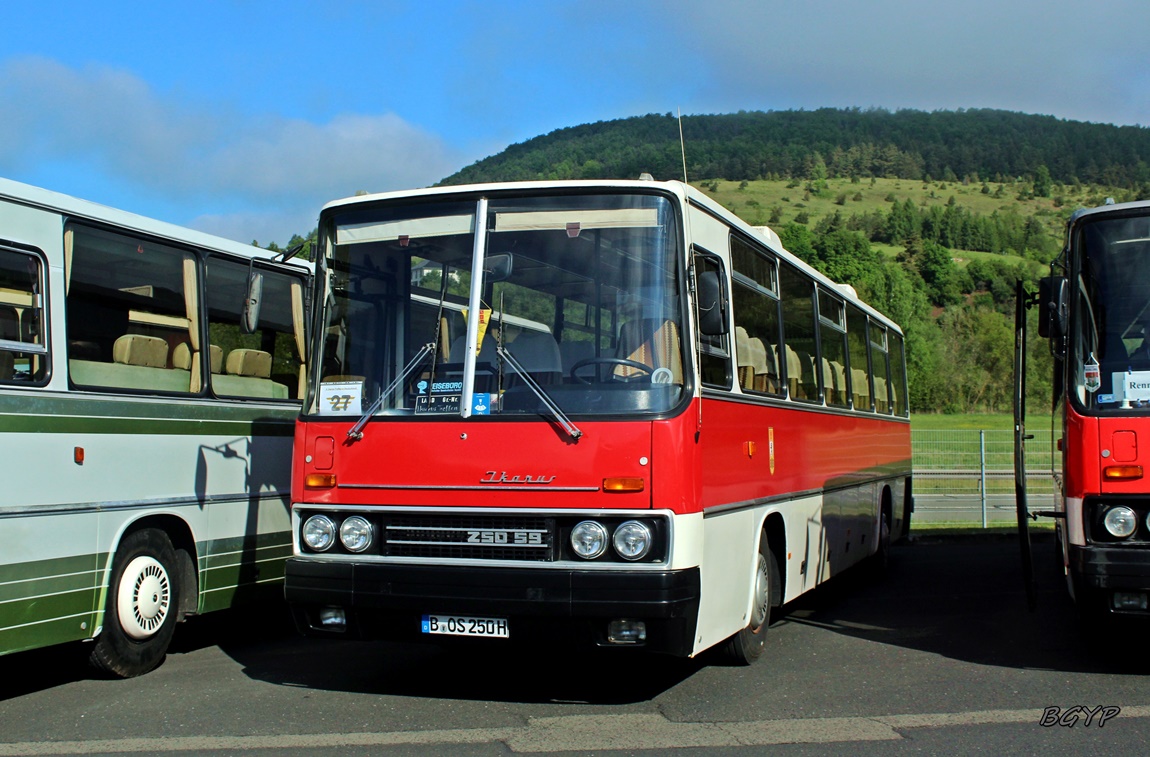 Берлин, Ikarus 250.59E № B-OS 250H; Тюрингия — 8. Ikarus-Bus-Treffen in Deutschland — Meiningen 17.05.2025