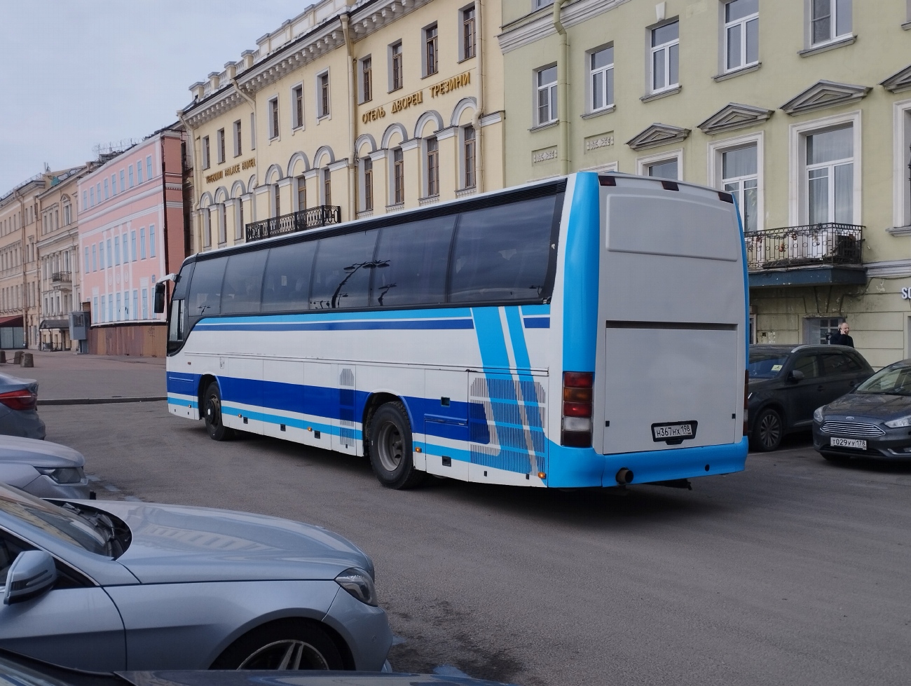 Санкт-Петербург, Carrus Classic № Н 367 НХ 198
