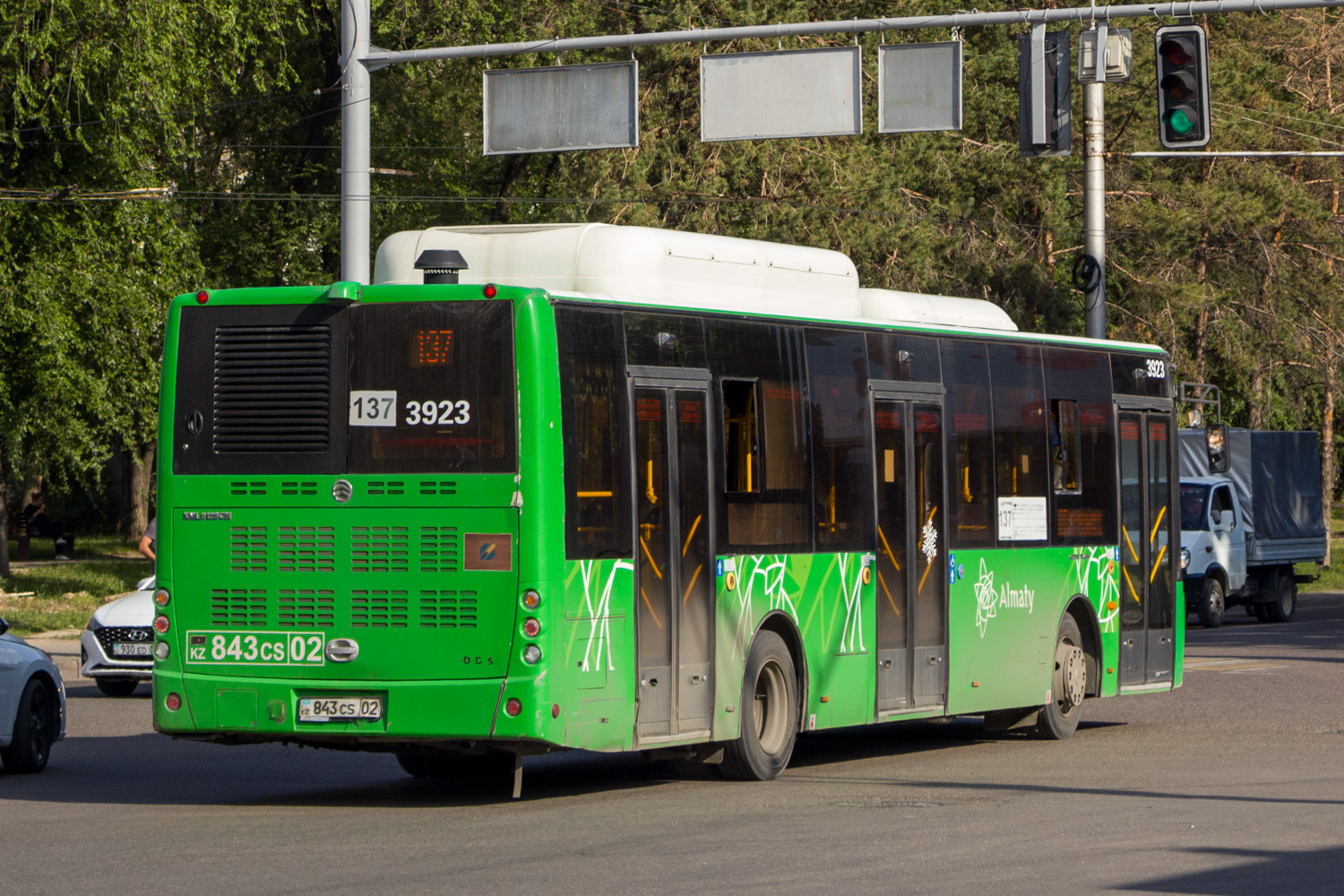 Алматы, Golden Dragon XML6125CN (Hyundai Trans Auto) № 3923