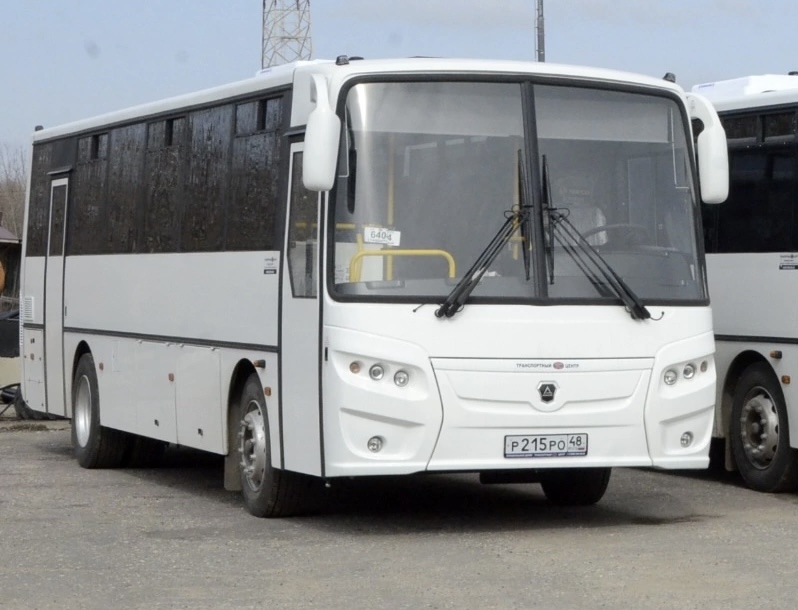 Липецкая область, КАвЗ-4238-B1 № Р 215 РО 48
