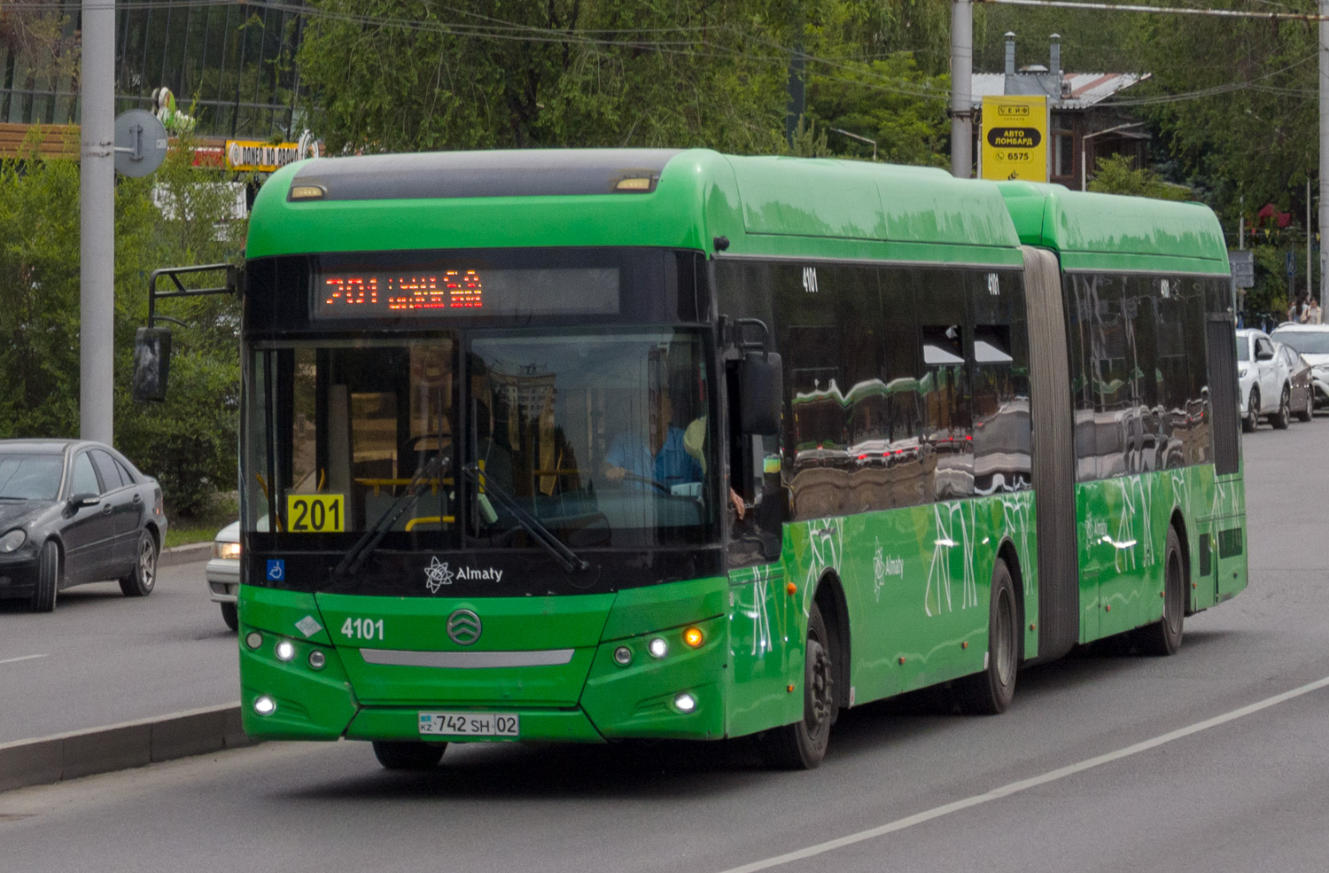 Алматы, Golden Dragon XML6185J13C (Hyundai Trans Auto) № 4101