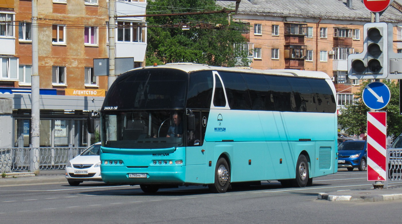 Свердловская область, Neoplan N516SHD Starliner № А 398 МК 196