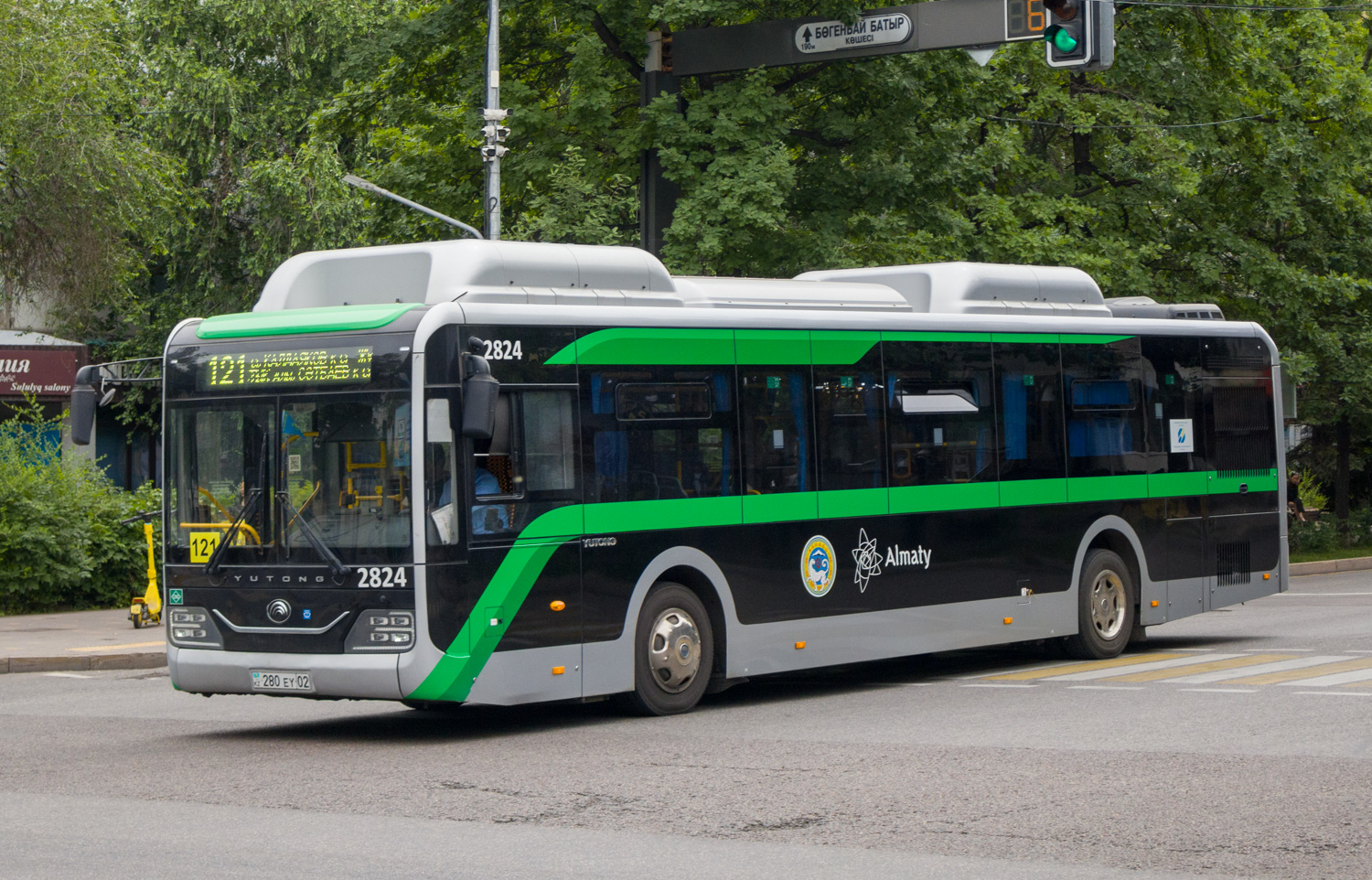 Алматы, Yutong ZK6126HG (QazTehna) № 2824