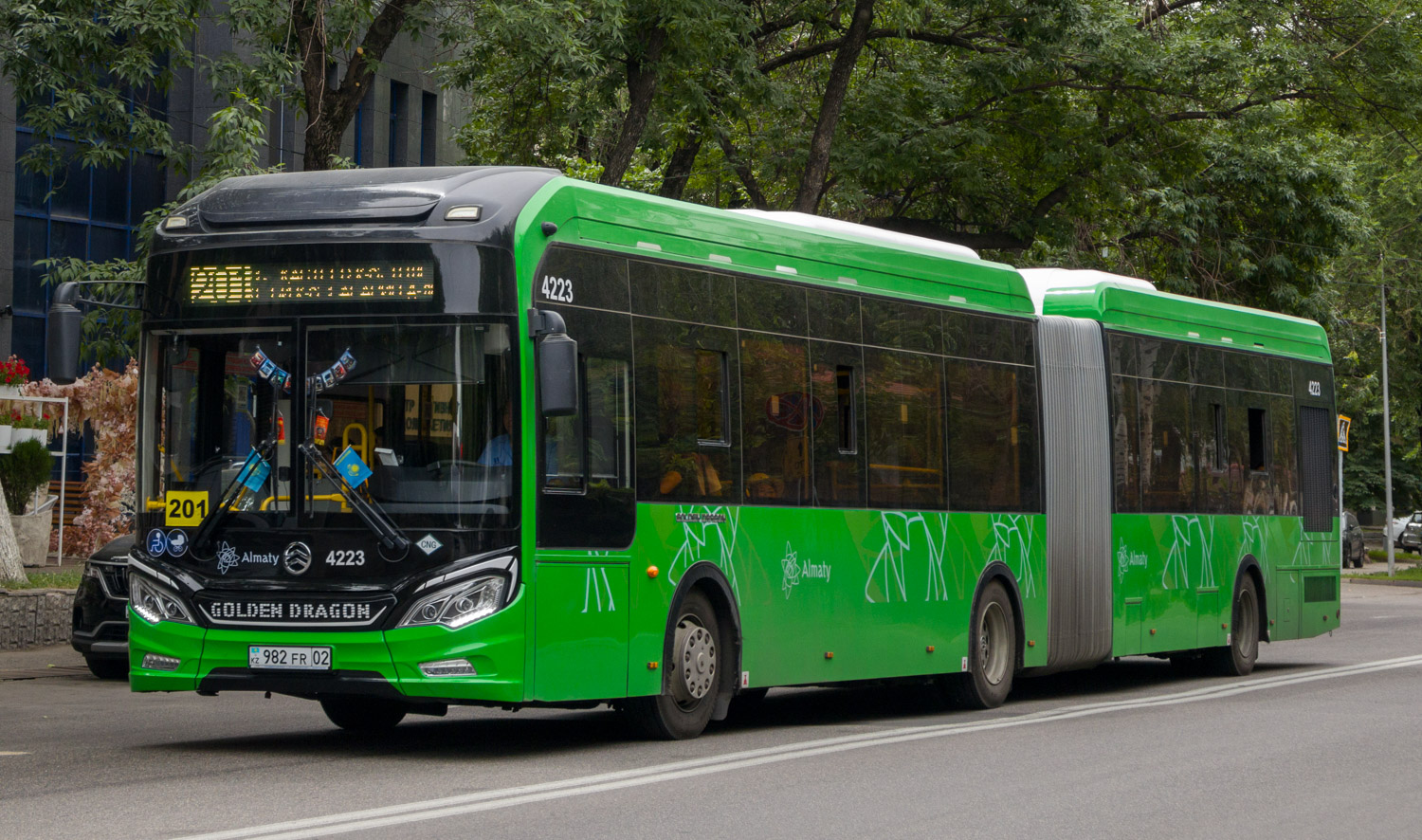 Алматы, Golden Dragon XML6185J13C (Hyundai Trans Auto) № 4223