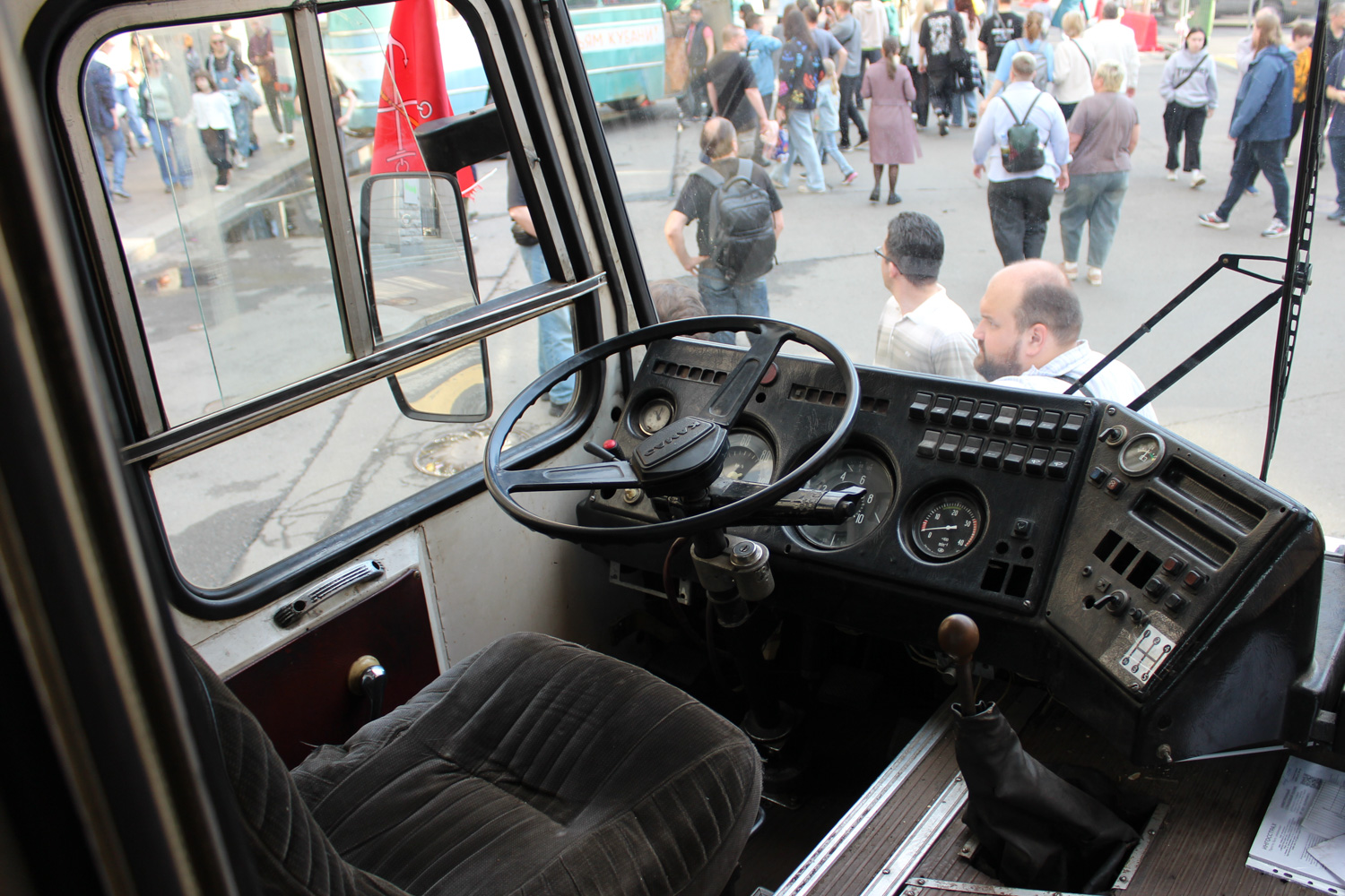 Санкт-Петербург, Альтерна-4216 (ЭЗСА) № 1717; Санкт-Петербург &mdash; VI Международный транспортный фестиваль "ТранспортФест-2025"