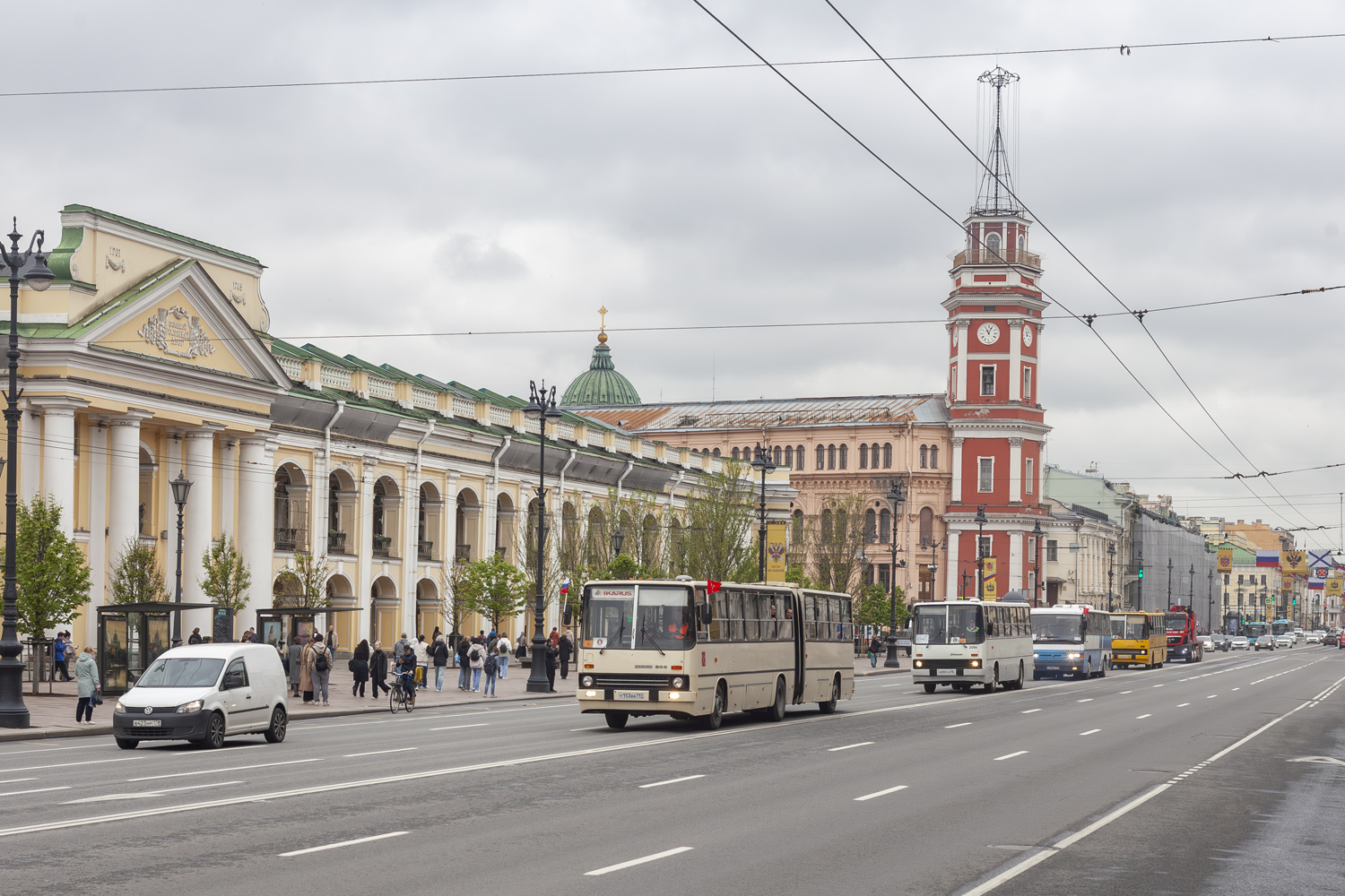 Москва, Ikarus 280.33M № У 153 ВА 797; Санкт-Петербург &mdash; VI Международный транспортный фестиваль "ТранспортФест-2025"
