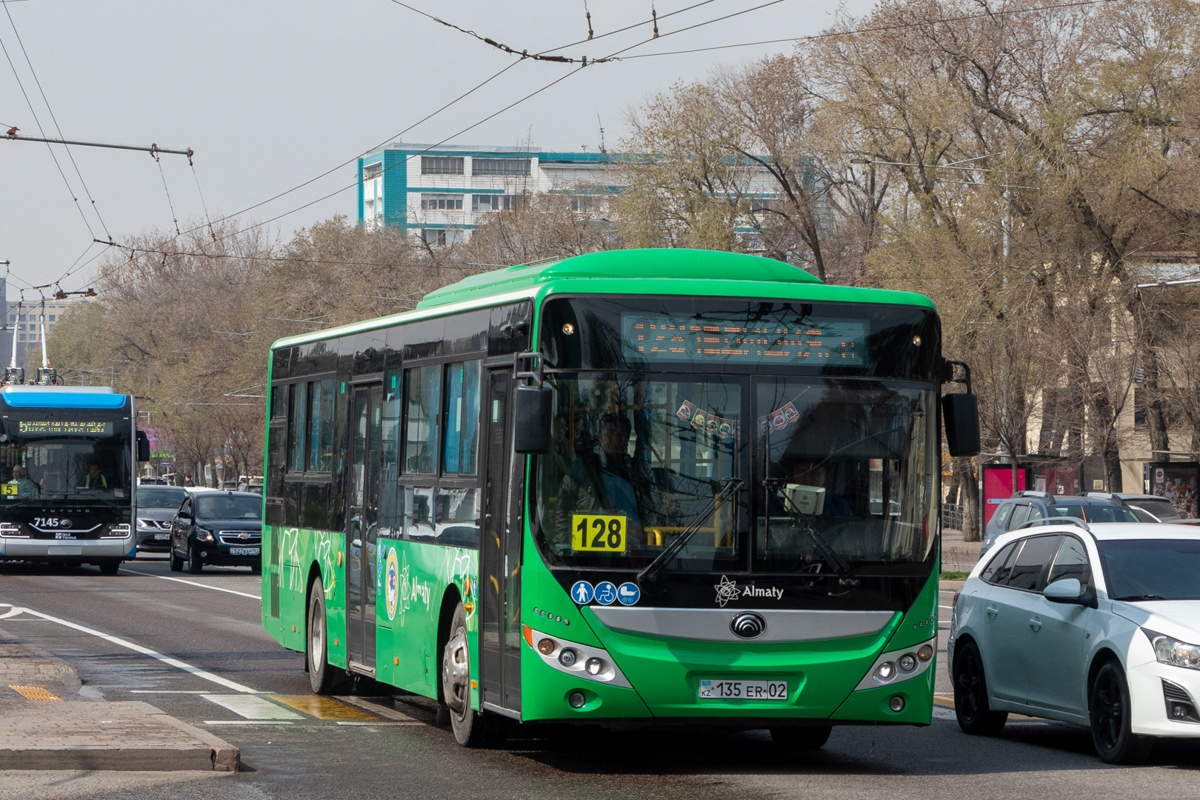 Алматы, Yutong ZK6118HGA (QazTehna) № 135 ER 02