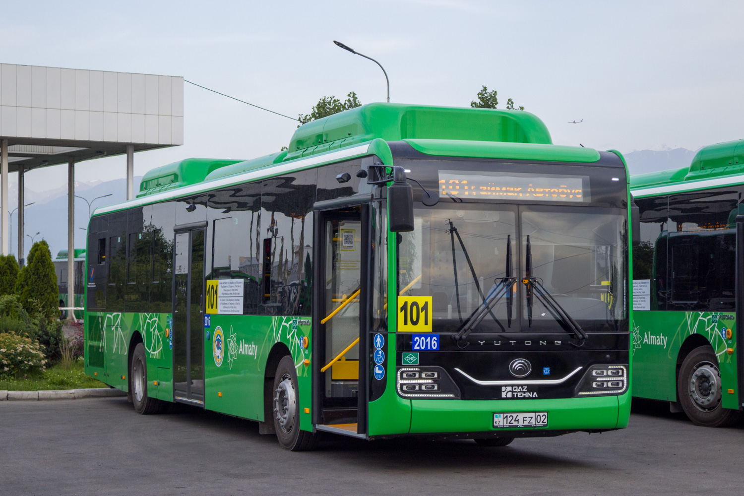 Алматы, Yutong ZK6126HG (QazTehna) № 2016