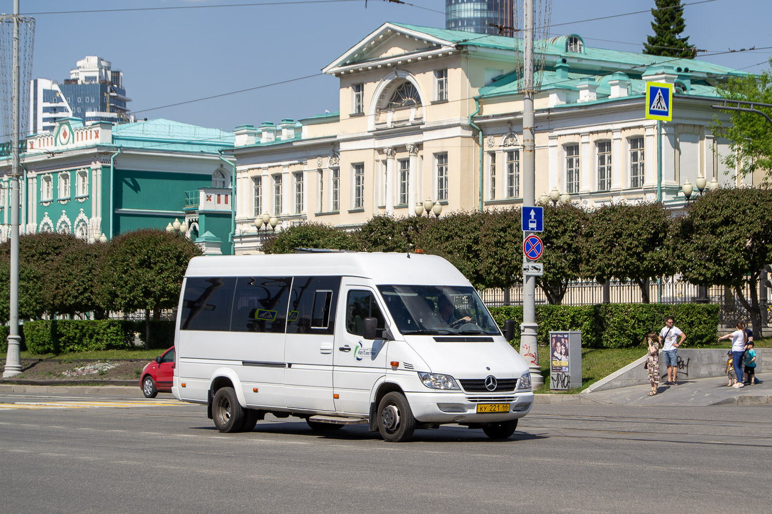 Свердловская область, Луидор-223201 (MB Sprinter Classic) № КУ 221 66