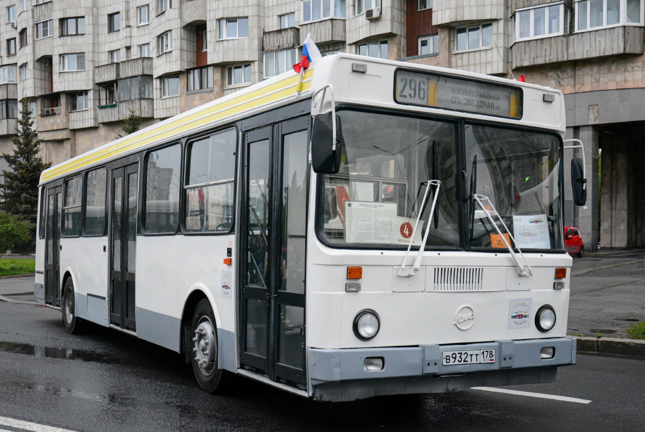 Санкт-Петербург, ЛиАЗ-5256.25 № 8080; Санкт-Петербург — VI Международный транспортный фестиваль "ТранспортФест-2025"
