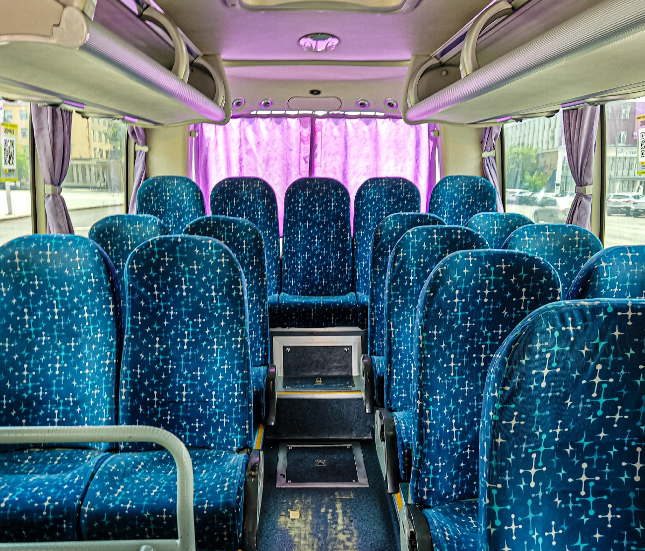 Карагандинская область, Yutong ZK6858H9 № 553 AR 09