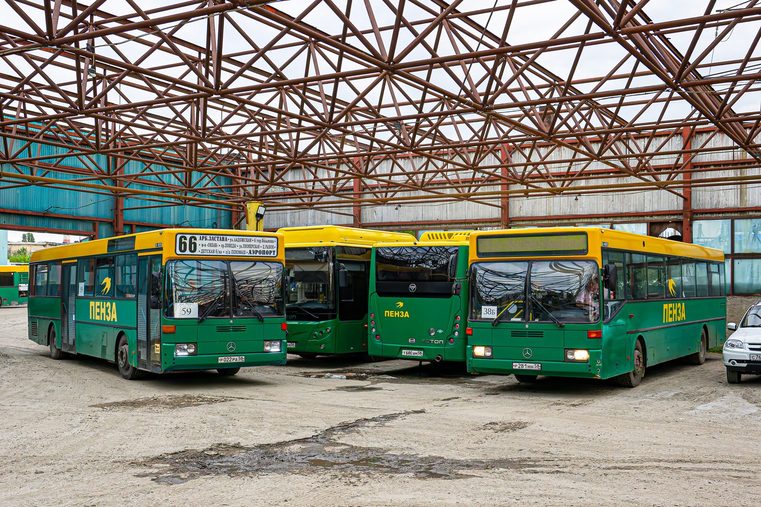 Пензенская область, Mercedes-Benz O405 № Р 022 РА 58; Пензенская область, Mercedes-Benz O405 № Р 281 НН 58