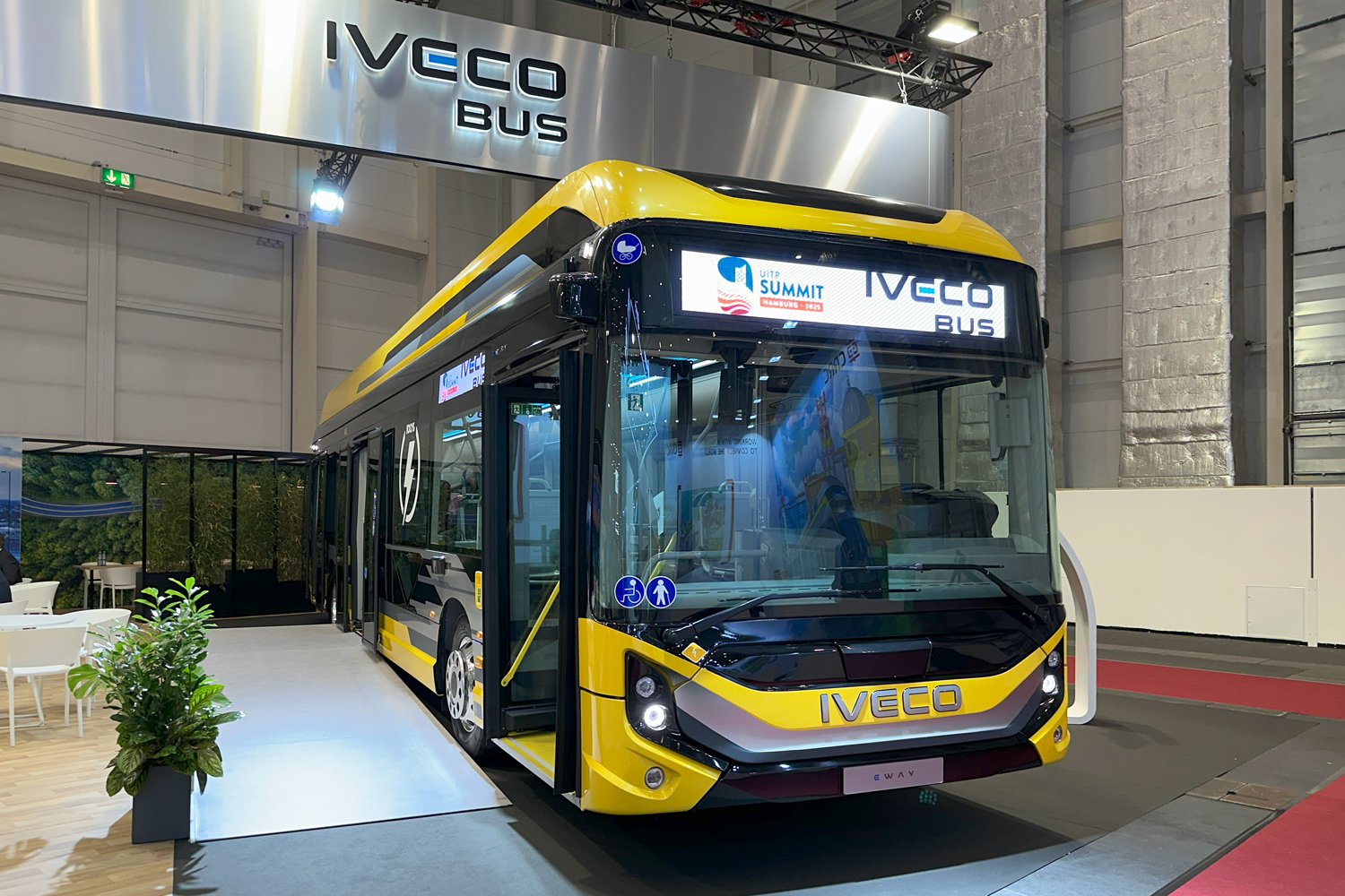 Гамбург — UITP Summit Hamburg 2025