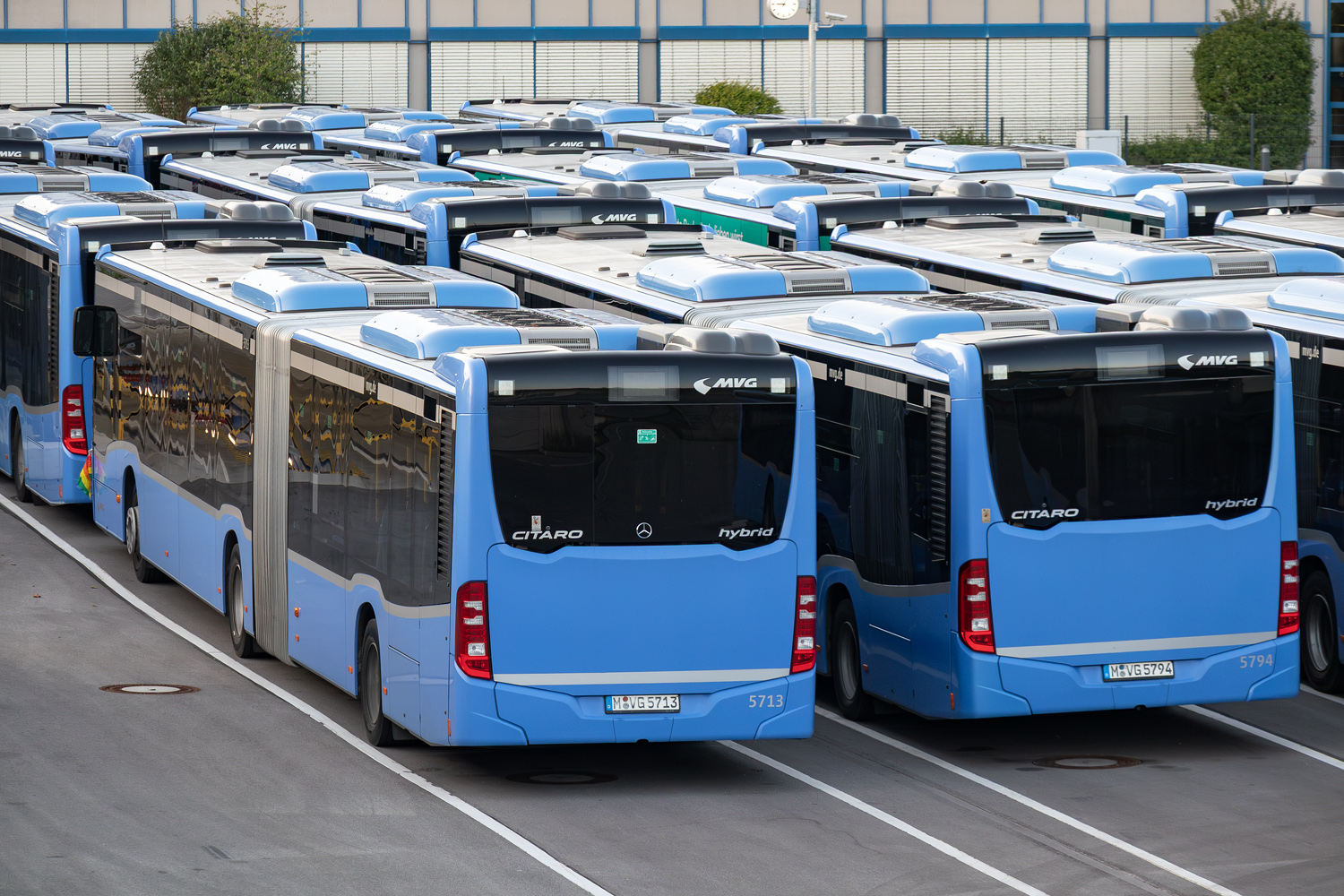 Бавария, Mercedes-Benz Citaro C2 G hybrid № 5713